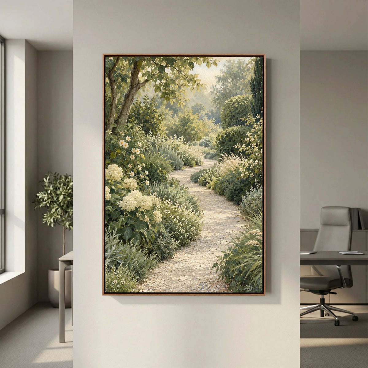 Tela botânica The Winding Garden numa parede junto à entrada de um escritório num ambiente ilustrativo.